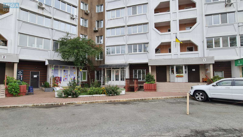 Продаж комерційної нерухомості, 160&nbsp;кв.м, под магазин, <a class="location-link" href="/kiev/" title="Недвижимость Київ">Київ</a>, <a class="location-link" href="/kiev/darnickij/" title="Недвижимость Дарницький район">Дарницький р-н</a>, Харківське шосе, 56 (изображение 3)