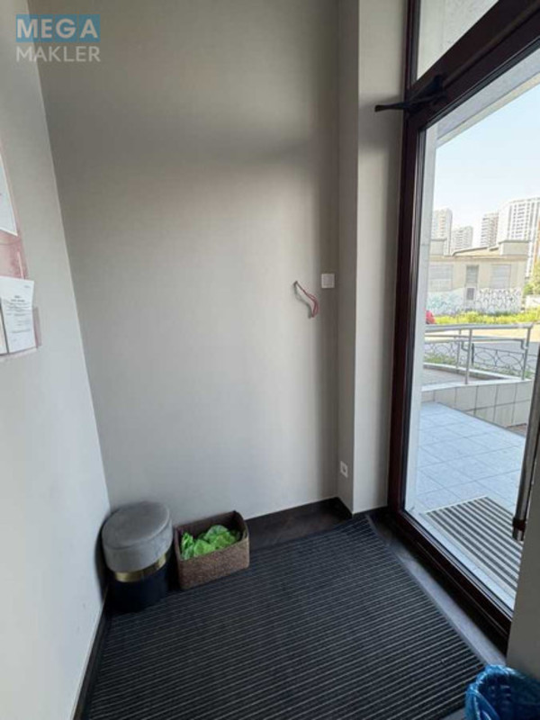 Продаж комерційної нерухомості, 203&nbsp;кв.м, под магазин, <a class="location-link" href="/kiev/" title="Недвижимость Київ">Київ</a>, <a class="location-link" href="/kiev/darnickij/" title="Недвижимость Дарницький район">Дарницький р-н</a>, Княжий Затон вул., 21 (изображение 7)