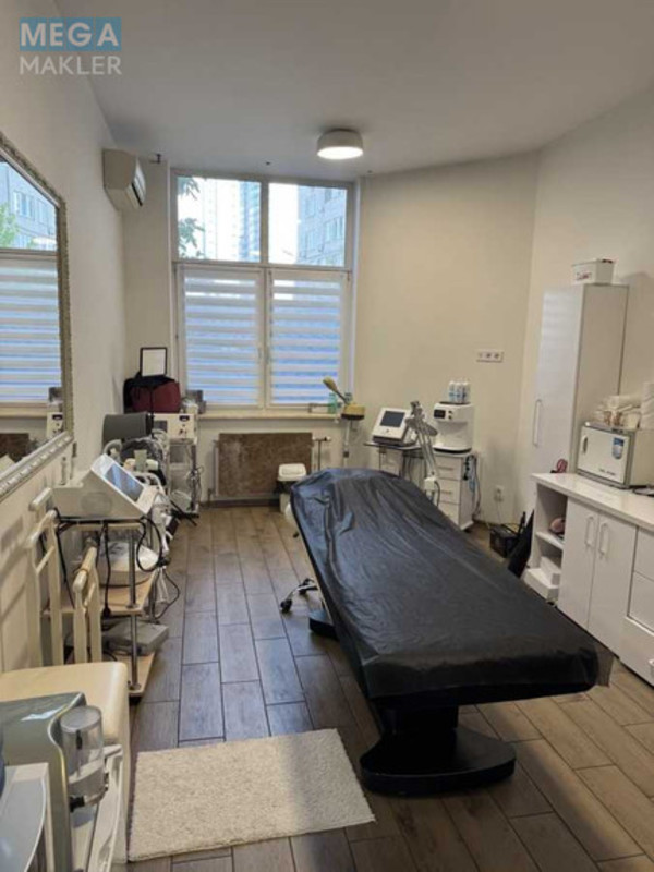 Продаж комерційної нерухомості, 203&nbsp;кв.м, под магазин, <a class="location-link" href="/kiev/" title="Недвижимость Київ">Київ</a>, <a class="location-link" href="/kiev/darnickij/" title="Недвижимость Дарницький район">Дарницький р-н</a>, Княжий Затон вул., 21 (изображение 21)
