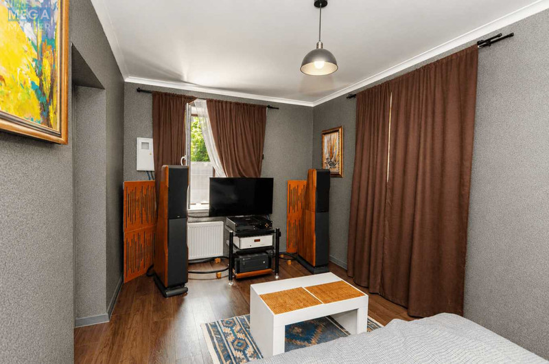 Продаж дома, 1&nbsp; поверх, 80&nbsp;кв.м, 3&nbsp;кімнати, ділянка 5&nbsp;соток, <a class="location-link" href="/poltava/" title="Недвижимость Полтава">Полтава</a>, <a class="location-link" href="/poltava/kievskij/" title="Недвижимость Київський район">Київський р-н</a>, Центральна, 11 (изображение 4)