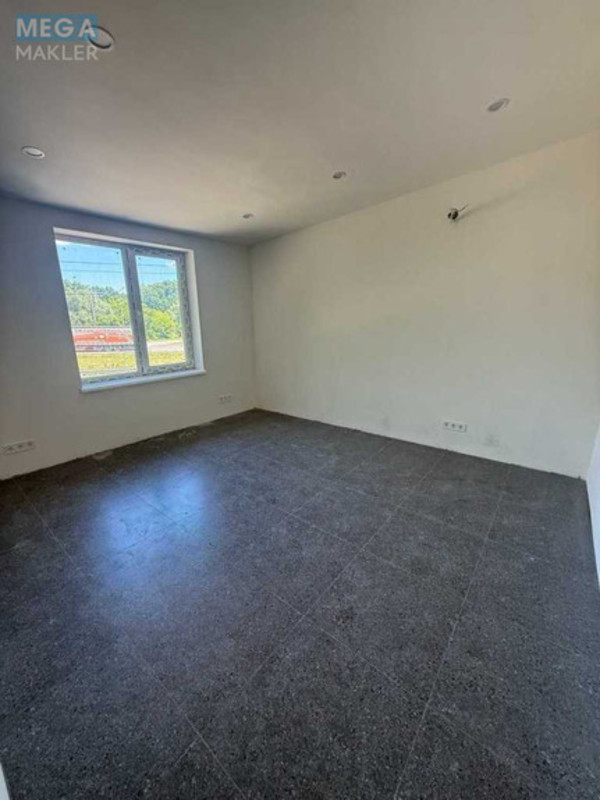 Продаж окремої будівлі/побудови, 246,50&nbsp;кв.м, <a class="location-link" href="/kiev/" title="Недвижимость Київ">Київ</a>, <a class="location-link" href="/kiev/goloseevskij/" title="Недвижимость Голосіївський район">Голосіївський р-н</a>, Академіка Заболотного вул., 156 (изображение 9)
