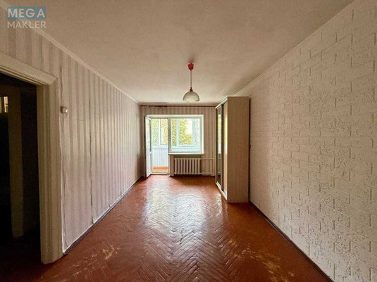 Продаж 1 кімнатної квартири (30,7/16/5), 3 пов. 5 пов. будинку, <a class="location-link" href="/kiev/" title="Недвижимость Київ">Київ</a>, <a class="location-link" href="/kiev/shevchenkovskij/" title="Недвижимость Шевченківський район">Шевченківський р-н</a>, Берестейский просп., 98 (изображение 2)