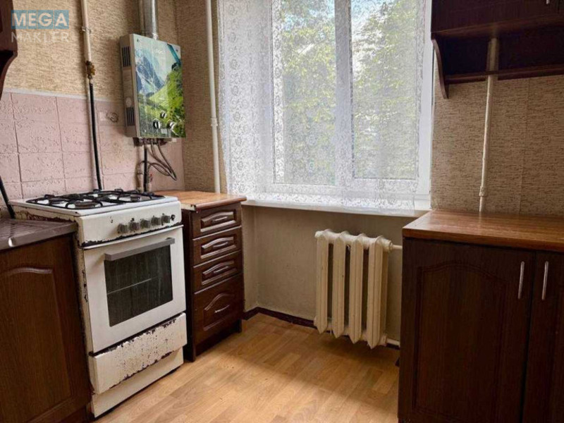 Продаж 1 кімнатної квартири (30,7/16/5), 3 пов. 5 пов. будинку, <a class="location-link" href="/kiev/" title="Недвижимость Київ">Київ</a>, <a class="location-link" href="/kiev/shevchenkovskij/" title="Недвижимость Шевченківський район">Шевченківський р-н</a>, Берестейский просп., 98 (изображение 5)