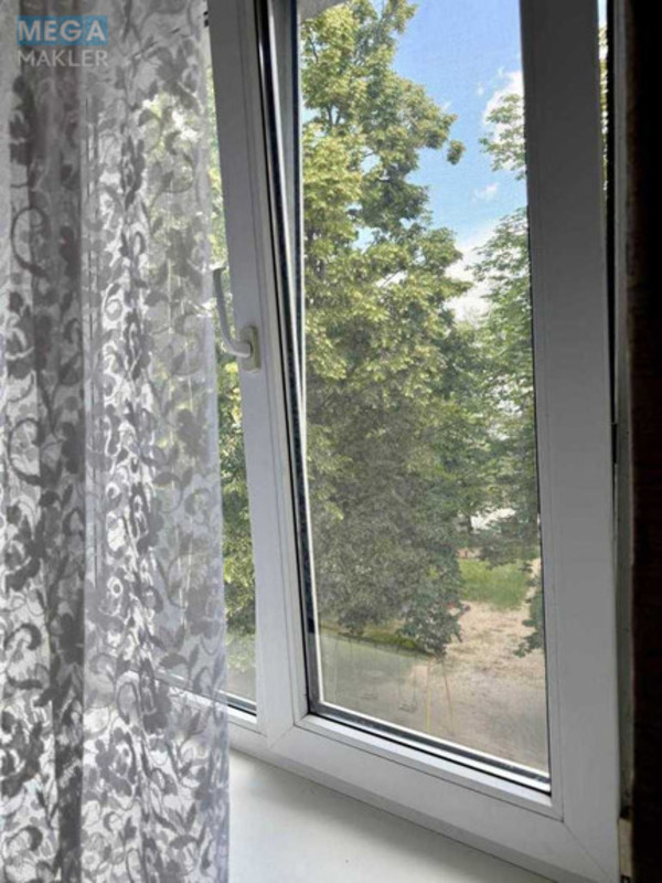 Продаж 1 кімнатної квартири (30,7/16/5), 3 пов. 5 пов. будинку, <a class="location-link" href="/kiev/" title="Недвижимость Київ">Київ</a>, <a class="location-link" href="/kiev/shevchenkovskij/" title="Недвижимость Шевченківський район">Шевченківський р-н</a>, Берестейский просп., 98 (изображение 6)