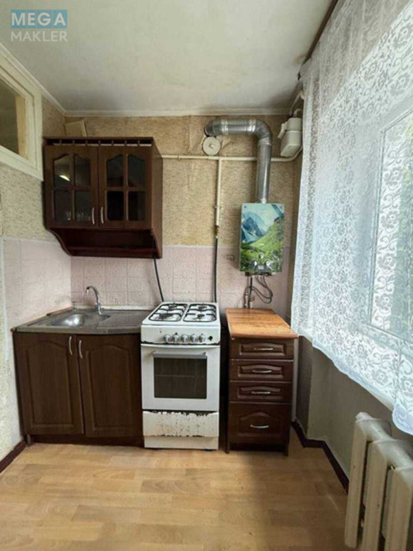 Продаж 1 кімнатної квартири (30,7/16/5), 3 пов. 5 пов. будинку, <a class="location-link" href="/kiev/" title="Недвижимость Київ">Київ</a>, <a class="location-link" href="/kiev/shevchenkovskij/" title="Недвижимость Шевченківський район">Шевченківський р-н</a>, Берестейский просп., 98 (изображение 9)