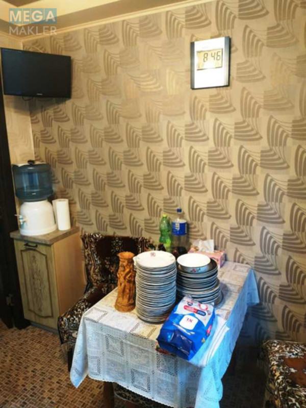 Оренда 2 кімнатної квартири, <a class="location-link" href="/kiev/" title="Недвижимость Київ">Київ</a>, <a class="location-link" href="/kiev/dneprovskij/" title="Недвижимость Дніпровський район">Дніпровський р-н</a>, Ентузіастів вул., 33 (изображение 4)