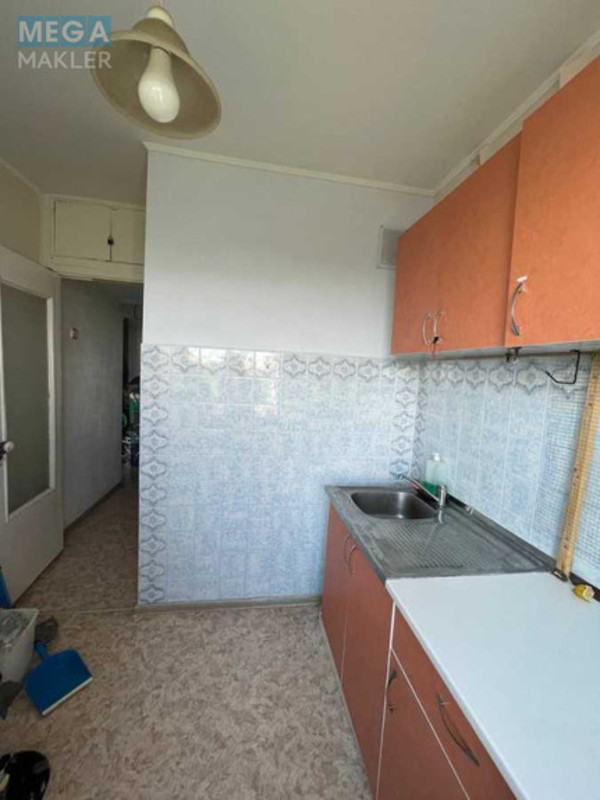 Продаж 2 кімнатної квартири (47/28/7), 8 пов. 9 пов. будинку, <a class="location-link" href="/kiev/" title="Недвижимость Київ">Київ</a>, <a class="location-link" href="/kiev/dneprovskij/" title="Недвижимость Дніпровський район">Дніпровський р-н</a>, Сулеймана Стальського вул., 28А (изображение 4)
