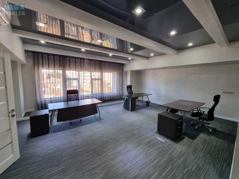 Продаж комерційної нерухомості, 109&nbsp;кв.м, под офис, <a class="location-link" href="/kiev/" title="Недвижимость Київ">Київ</a>, <a class="location-link" href="/kiev/podolskij/" title="Недвижимость Подільський район">Подільський р-н</a>, Ярославская ул., 56 (изображение 5)