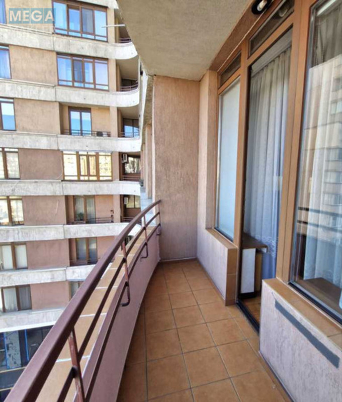 Продаж 3 кімнатної квартири (134/69/21), 6 пов. 15 пов. будинку, <a class="location-link" href="/kiev/" title="Недвижимость Київ">Київ</a>, <a class="location-link" href="/kiev/goloseevskij/" title="Недвижимость Голосіївський район">Голосіївський р-н</a>, Жилянська вул., 59 (изображение 18)