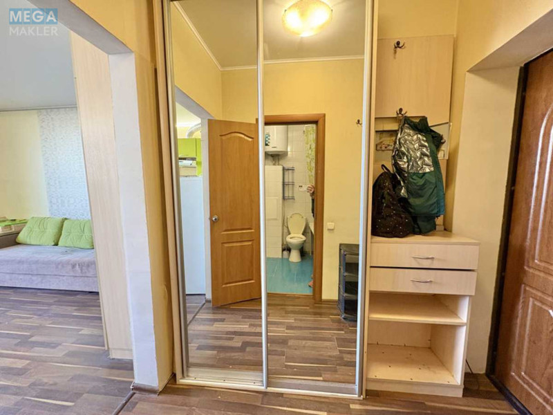 Оренда 1 кімнатної квартири, <a class="location-link" href="/kiev/" title="Недвижимость Київ">Київ</a>, <a class="location-link" href="/kiev/svyatoshinskij/" title="Недвижимость Святошинський район">Святошинський р-н</a>, Олевська вул., 5 (изображение 9)
