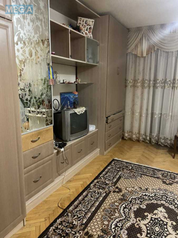 Продаж 4 кімнатної квартири (79/49/10), 9 пов. 9 пов. будинку, <a class="location-link" href="/kiev/" title="Недвижимость Київ">Київ</a>, <a class="location-link" href="/kiev/dneprovskij/" title="Недвижимость Дніпровський район">Дніпровський р-н</a>, Інженера Бородіна вул., 5б (изображение 3)