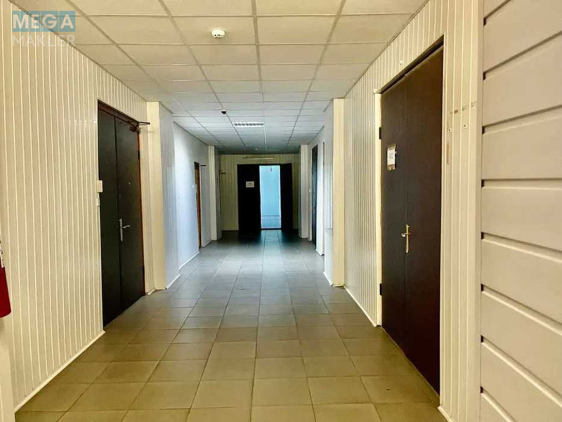 Продаж комерційної нерухомості, 1&nbsp;074&nbsp;кв.м, под офис, <a class="location-link" href="/kiev/" title="Недвижимость Київ">Київ</a>, <a class="location-link" href="/kiev/pecherskij/" title="Недвижимость Печерський район">Печерський р-н</a>, Євгена Коновальця вул., 31 (изображение 7)