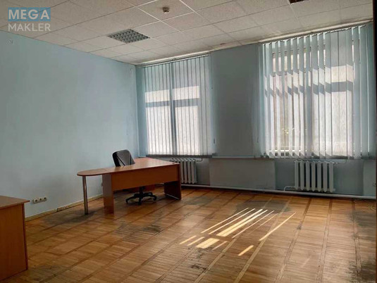 Продаж комерційної нерухомості, 1&nbsp;074&nbsp;кв.м, под офис, <a class="location-link" href="/kiev/" title="Недвижимость Київ">Київ</a>, <a class="location-link" href="/kiev/pecherskij/" title="Недвижимость Печерський район">Печерський р-н</a>, Євгена Коновальця вул., 31 (изображение 8)