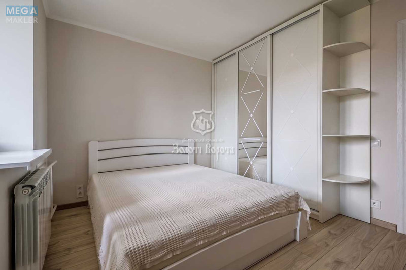 Продаж 3 кімнатної квартири (110/39/14,2), 7 пов. 8 пов. будинку, <a class="location-link" href="/kiev/" title="Недвижимость Київ">Київ</a>, <a class="location-link" href="/kiev/podolskij/" title="Недвижимость Подільський район">Подільський р-н</a>, Межигірська вул., 43 (изображение 3)