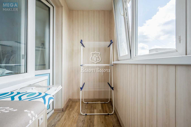 Продаж 3 кімнатної квартири (110/39/14,2), 7 пов. 8 пов. будинку, <a class="location-link" href="/kiev/" title="Недвижимость Київ">Київ</a>, <a class="location-link" href="/kiev/podolskij/" title="Недвижимость Подільський район">Подільський р-н</a>, Межигірська вул., 43 (изображение 5)