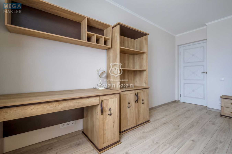 Продаж 3 кімнатної квартири (110/39/14,2), 7 пов. 8 пов. будинку, <a class="location-link" href="/kiev/" title="Недвижимость Київ">Київ</a>, <a class="location-link" href="/kiev/podolskij/" title="Недвижимость Подільський район">Подільський р-н</a>, Межигірська вул., 43 (изображение 9)