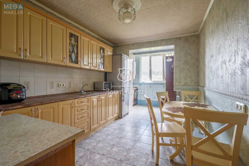 Продаж 3 кімнатної квартири (110/39/14,2), 7 пов. 8 пов. будинку, <a class="location-link" href="/kiev/" title="Недвижимость Київ">Київ</a>, <a class="location-link" href="/kiev/podolskij/" title="Недвижимость Подільський район">Подільський р-н</a>, Межигірська вул., 43 (изображение 14)