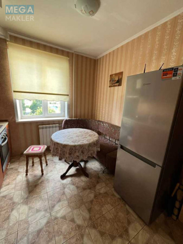 Оренда 3 кімнатної квартири, <a class="location-link" href="/kiev/" title="Недвижимость Київ">Київ</a>, <a class="location-link" href="/kiev/desnyanskij/" title="Недвижимость Деснянський район">Деснянський р-н</a>, Костянтина Данькевича вул., 17 (изображение 3)