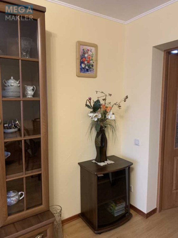 Оренда 2 кімнатної квартири, <a class="location-link" href="/kiev/" title="Недвижимость Київ">Київ</a>, <a class="location-link" href="/kiev/solomenskij/" title="Недвижимость Солом'янський район">Солом'янський р-н</a>, Повітрофлотська вул., 15 (изображение 2)