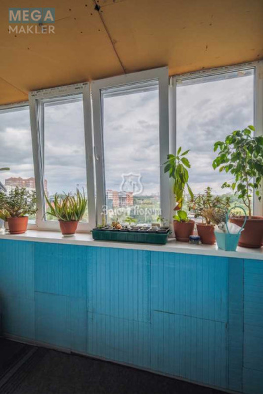 Продаж 3 кімнатної квартири (69/41/9), 6 пов. 10 пов. будинку, <a class="location-link" href="/chabany/" title="Недвижимость Чабані">Чабани</a>, Юності, 1 (изображение 4)