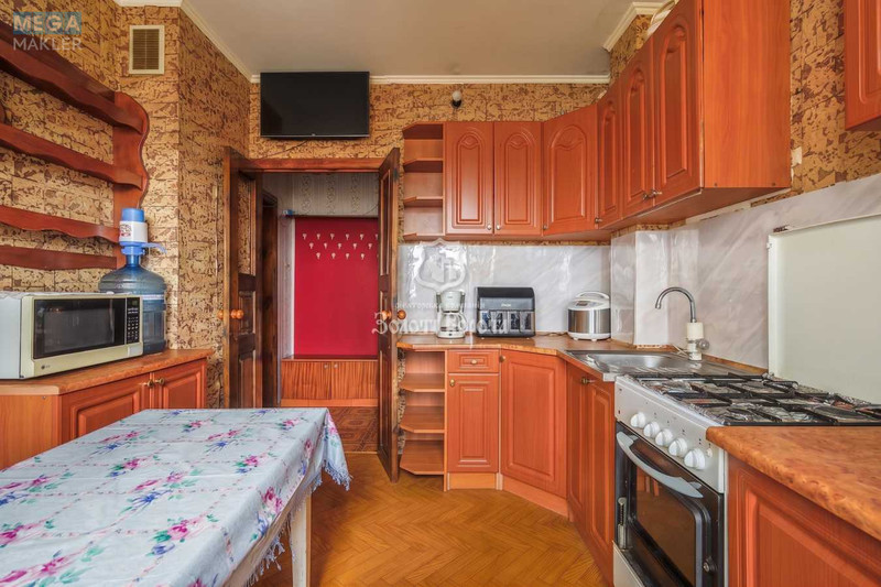 Продаж 3 кімнатної квартири (69/41/9), 6 пов. 10 пов. будинку, <a class="location-link" href="/chabany/" title="Недвижимость Чабані">Чабани</a>, Юності, 1 (изображение 9)