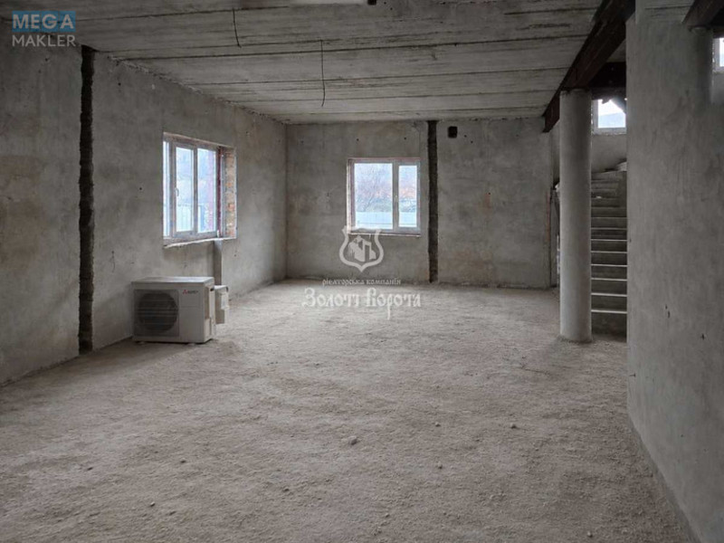 Продаж дома, 2&nbsp;поверху, 269&nbsp;кв.м, 6&nbsp;кімнат, ділянка 4&nbsp;сотки, <a class="location-link" href="/kiev/" title="Недвижимость Київ">Київ</a>, <a class="location-link" href="/kiev/dneprovskij/" title="Недвижимость Дніпровський район">Дніпровський р-н</a>, 16-а Садова вул., 4 (изображение 4)