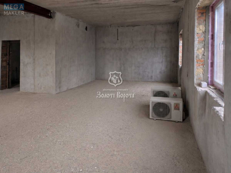 Продаж дома, 2&nbsp;поверху, 269&nbsp;кв.м, 6&nbsp;кімнат, ділянка 4&nbsp;сотки, <a class="location-link" href="/kiev/" title="Недвижимость Київ">Київ</a>, <a class="location-link" href="/kiev/dneprovskij/" title="Недвижимость Дніпровський район">Дніпровський р-н</a>, 16-а Садова вул., 4 (изображение 5)
