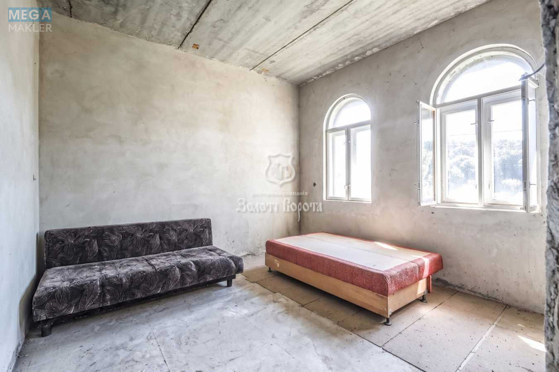 Продаж дома, 3&nbsp;поверху, 300&nbsp;кв.м, 5&nbsp;кімнат, ділянка 13&nbsp;соток, <a class="location-link" href="/hotov/" title="Недвижимость Хотів">Хотів</a>, Пироговська вул., 79 (изображение 8)