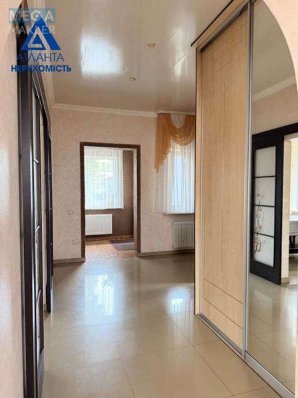 Продаж 5 кімнатної квартири (151/100/17), 2 пов. 2 пов. будинку, <a class="location-link" href="/lutsk/" title="Недвижимость Луцьк">Луцьк</a>, Шевченка, 61 (изображение 2)