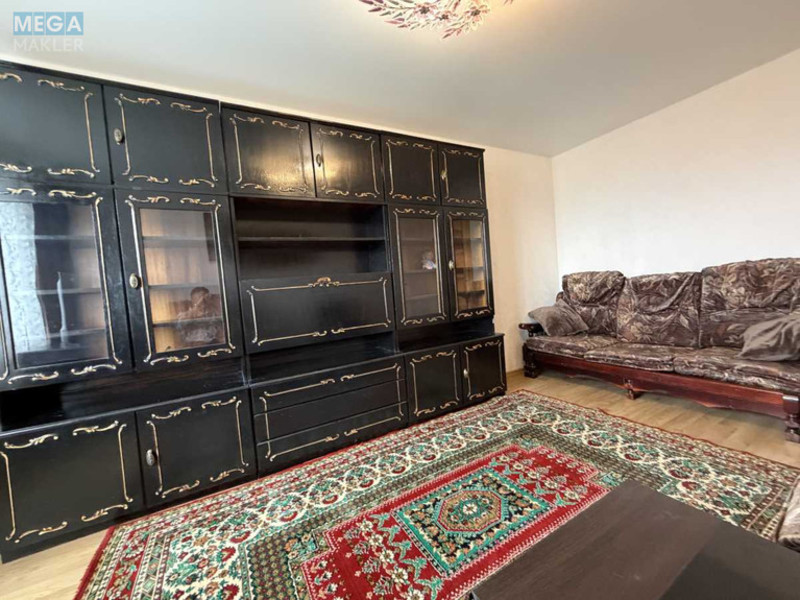 Оренда 3 кімнатної квартири, <a class="location-link" href="/kiev/" title="Недвижимость Київ">Київ</a>, <a class="location-link" href="/kiev/obolonskij/" title="Недвижимость Оболонський район">Оболонський р-н</a>, Маршала Тимошенко ул., 13 (изображение 11)