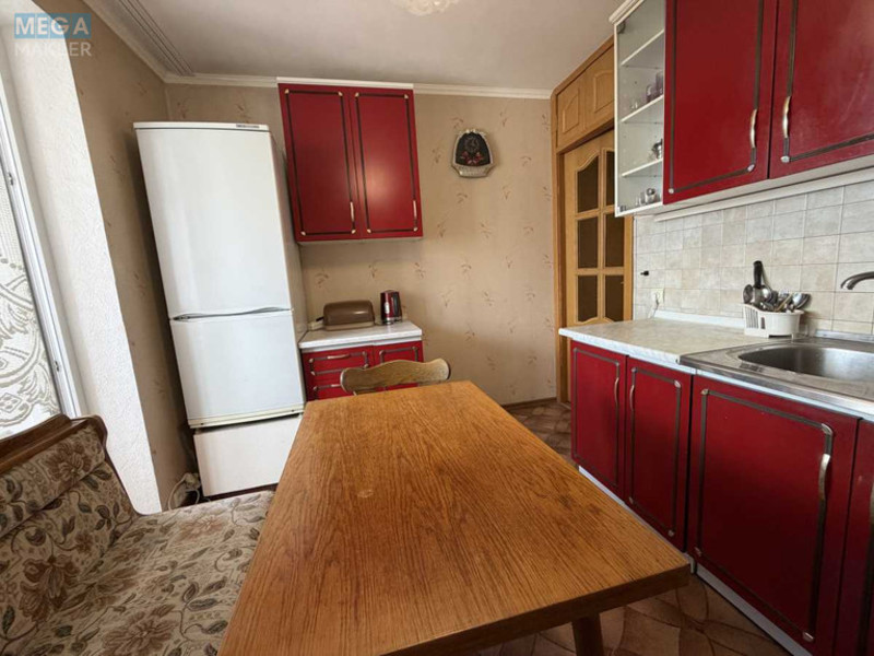 Оренда 3 кімнатної квартири, <a class="location-link" href="/kiev/" title="Недвижимость Київ">Київ</a>, <a class="location-link" href="/kiev/obolonskij/" title="Недвижимость Оболонський район">Оболонський р-н</a>, Маршала Тимошенко ул., 13 (изображение 14)