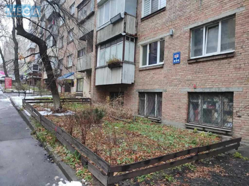 Продаж комерційної нерухомості, 152&nbsp;кв.м, под магазин, <a class="location-link" href="/kiev/" title="Недвижимость Київ">Київ</a>, <a class="location-link" href="/kiev/shevchenkovskij/" title="Недвижимость Шевченківський район">Шевченківський р-н</a>, Златоустовская ул., 51 (изображение 31)