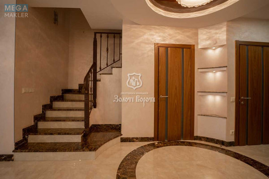 Продаж дома, 3&nbsp;поверху, 200&nbsp;кв.м, 6&nbsp;кімнат, ділянка 1&nbsp;сотка, <a class="location-link" href="/kiev/" title="Недвижимость Київ">Київ</a>, <a class="location-link" href="/kiev/obolonskij/" title="Недвижимость Оболонський район">Оболонський р-н</a>, Богатирський проїзд, 14 (изображение 7)