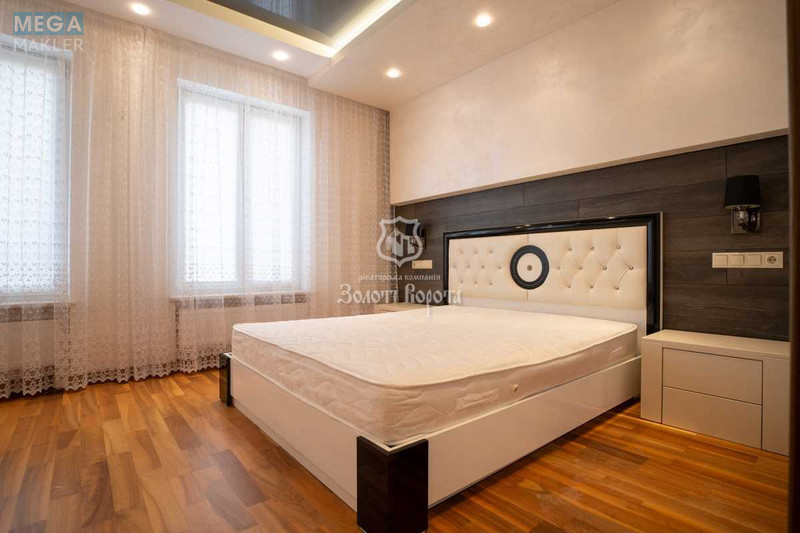 Продаж дома, 3&nbsp;поверху, 200&nbsp;кв.м, 6&nbsp;кімнат, ділянка 1&nbsp;сотка, <a class="location-link" href="/kiev/" title="Недвижимость Київ">Київ</a>, <a class="location-link" href="/kiev/obolonskij/" title="Недвижимость Оболонський район">Оболонський р-н</a>, Богатирський проїзд, 14 (изображение 11)