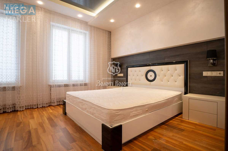 Продаж дома, 3&nbsp;поверху, 200&nbsp;кв.м, 6&nbsp;кімнат, ділянка 1&nbsp;сотка, <a class="location-link" href="/kiev/" title="Недвижимость Київ">Київ</a>, <a class="location-link" href="/kiev/obolonskij/" title="Недвижимость Оболонський район">Оболонський р-н</a>, Богатирський проїзд, 14 (изображение 35)