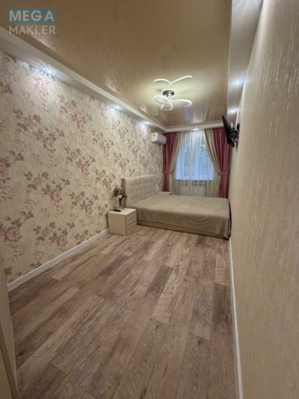 Продаж 3 кімнатної квартири (56/40/7), 1 пов. 5 пов. будинку, <a class="location-link" href="/kiev/" title="Недвижимость Київ">Київ</a>, <a class="location-link" href="/kiev/solomenskij/" title="Недвижимость Солом'янський район">Солом'янський р-н</a>, Братів Зерових вул., 14/18 (изображение 11)
