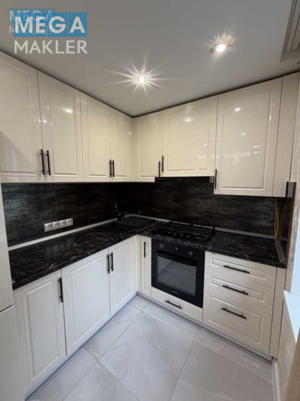 Продаж 3 кімнатної квартири (56/40/7), 1 пов. 5 пов. будинку, <a class="location-link" href="/kiev/" title="Недвижимость Київ">Київ</a>, <a class="location-link" href="/kiev/solomenskij/" title="Недвижимость Солом'янський район">Солом'янський р-н</a>, Братів Зерових вул., 14/18 (изображение 41)