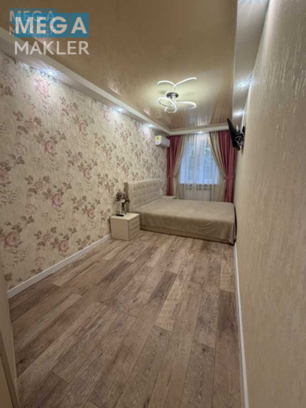 Продаж 3 кімнатної квартири (56/40/7), 1 пов. 5 пов. будинку, <a class="location-link" href="/kiev/" title="Недвижимость Київ">Київ</a>, <a class="location-link" href="/kiev/solomenskij/" title="Недвижимость Солом'янський район">Солом'янський р-н</a>, Братів Зерових вул., 14/18 (изображение 45)