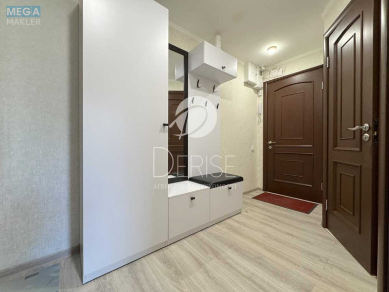 Продаж 2 кімнатної квартири (47/30/8), 5 пов. 5 пов. будинку, <a class="location-link" href="/kiev/" title="Недвижимость Київ">Київ</a>, <a class="location-link" href="/kiev/podolskij/" title="Недвижимость Подільський район">Подільський р-н</a>, Краснопольская ул., 12а (изображение 6)