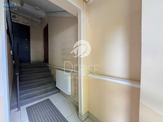 Продаж 2 кімнатної квартири (47/30/8), 5 пов. 5 пов. будинку, <a class="location-link" href="/kiev/" title="Недвижимость Київ">Київ</a>, <a class="location-link" href="/kiev/podolskij/" title="Недвижимость Подільський район">Подільський р-н</a>, Краснопольская ул., 12а (изображение 10)