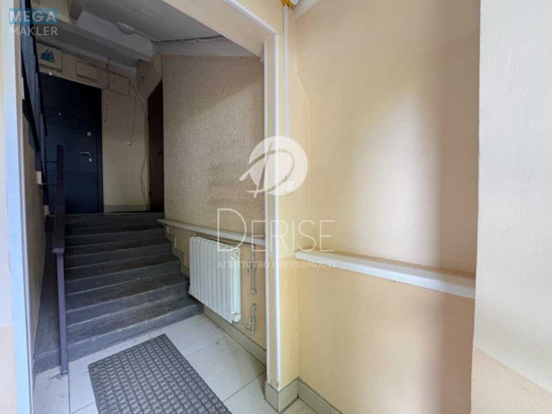 Продаж 2 кімнатної квартири (47/30/8), 5 пов. 5 пов. будинку, <a class="location-link" href="/kiev/" title="Недвижимость Київ">Київ</a>, <a class="location-link" href="/kiev/podolskij/" title="Недвижимость Подільський район">Подільський р-н</a>, Краснопольская ул., 12а (изображение 10)