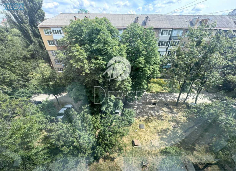 Продаж 2 кімнатної квартири (47/30/8), 5 пов. 5 пов. будинку, <a class="location-link" href="/kiev/" title="Недвижимость Київ">Київ</a>, <a class="location-link" href="/kiev/podolskij/" title="Недвижимость Подільський район">Подільський р-н</a>, Краснопольская ул., 12а (изображение 18)