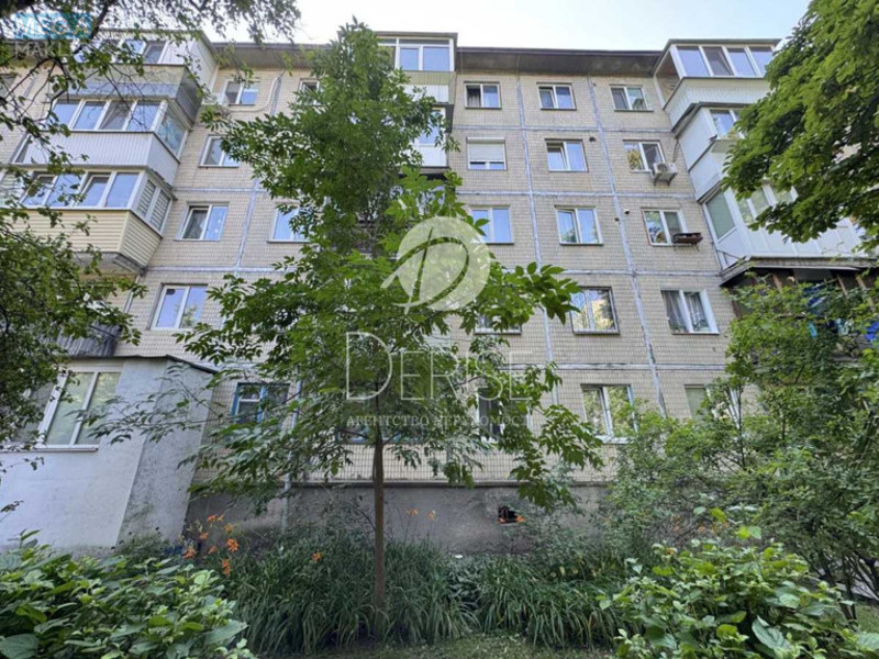 Продаж 2 кімнатної квартири (45/31/8), 1 пов. 5 пов. будинку, <a class="location-link" href="/kiev/" title="Недвижимость Київ">Київ</a>, <a class="location-link" href="/kiev/solomenskij/" title="Недвижимость Солом'янський район">Солом'янський р-н</a>, Николая Василенка ул., 8 (изображение 5)