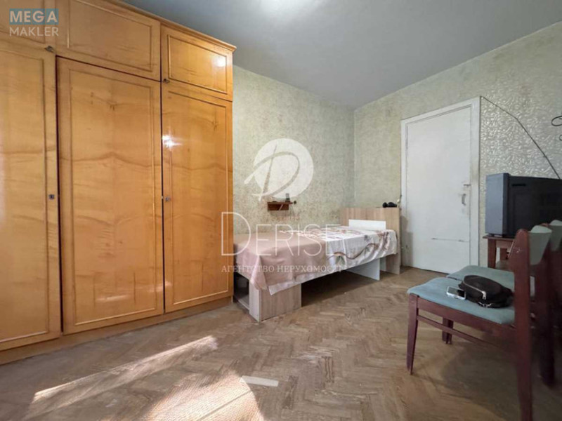 Продаж 2 кімнатної квартири (45/31/8), 1 пов. 5 пов. будинку, <a class="location-link" href="/kiev/" title="Недвижимость Київ">Київ</a>, <a class="location-link" href="/kiev/solomenskij/" title="Недвижимость Солом'янський район">Солом'янський р-н</a>, Николая Василенка ул., 8 (изображение 6)