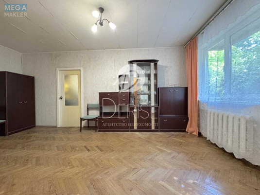 Продаж 2 кімнатної квартири (45/31/8), 1 пов. 5 пов. будинку, <a class="location-link" href="/kiev/" title="Недвижимость Київ">Київ</a>, <a class="location-link" href="/kiev/solomenskij/" title="Недвижимость Солом'янський район">Солом'янський р-н</a>, Николая Василенка ул., 8 (изображение 8)