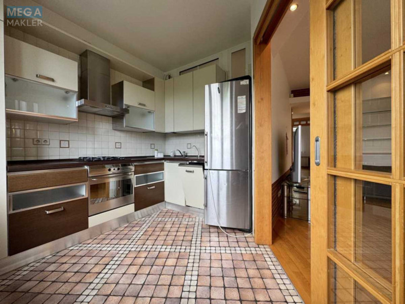 Продаж 3 кімнатної квартири (75/40/20), 5 пов. 5 пов. будинку, <a class="location-link" href="/kiev/" title="Недвижимость Київ">Київ</a>, <a class="location-link" href="/kiev/pecherskij/" title="Недвижимость Печерський район">Печерський р-н</a>, Ивана Мазепы ул., 4 (изображение 13)