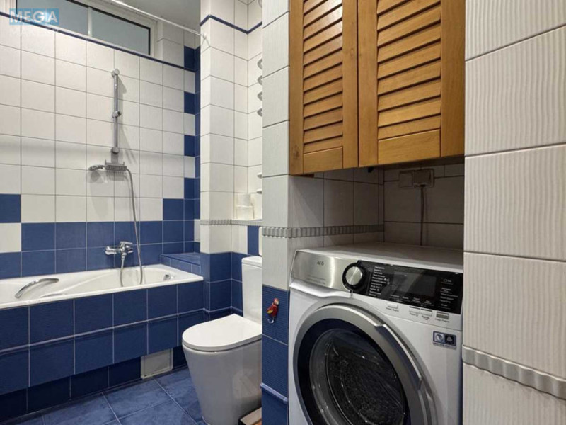 Продаж 3 кімнатної квартири (75/40/20), 5 пов. 5 пов. будинку, <a class="location-link" href="/kiev/" title="Недвижимость Київ">Київ</a>, <a class="location-link" href="/kiev/pecherskij/" title="Недвижимость Печерський район">Печерський р-н</a>, Ивана Мазепы ул., 4 (изображение 21)