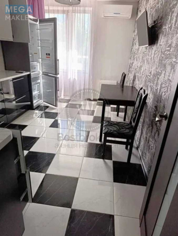 Оренда 1 кімнатної квартири, <a class="location-link" href="/kiev/" title="Недвижимость Київ">Київ</a>, <a class="location-link" href="/kiev/solomenskij/" title="Недвижимость Солом'янський район">Солом'янський р-н</a>, Героїв Севастополя вул., 35А (изображение 3)