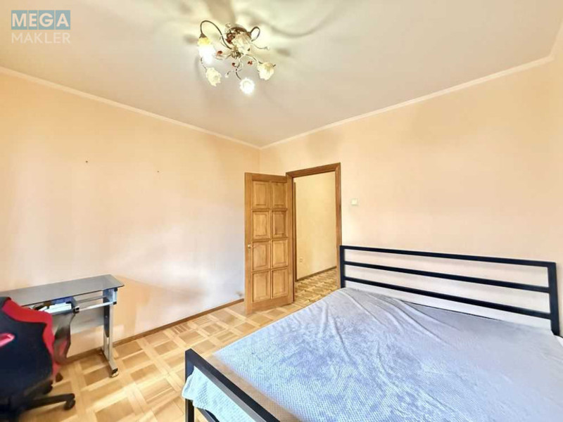 Продаж 4 кімнатної квартири (94,9/53/8,3), 3 пов. 16 пов. будинку, <a class="location-link" href="/kiev/" title="Недвижимость Київ">Київ</a>, <a class="location-link" href="/kiev/desnyanskij/" title="Недвижимость Деснянський район">Деснянський р-н</a>, Марины Цветаевой ул., 10/87 (изображение 10)
