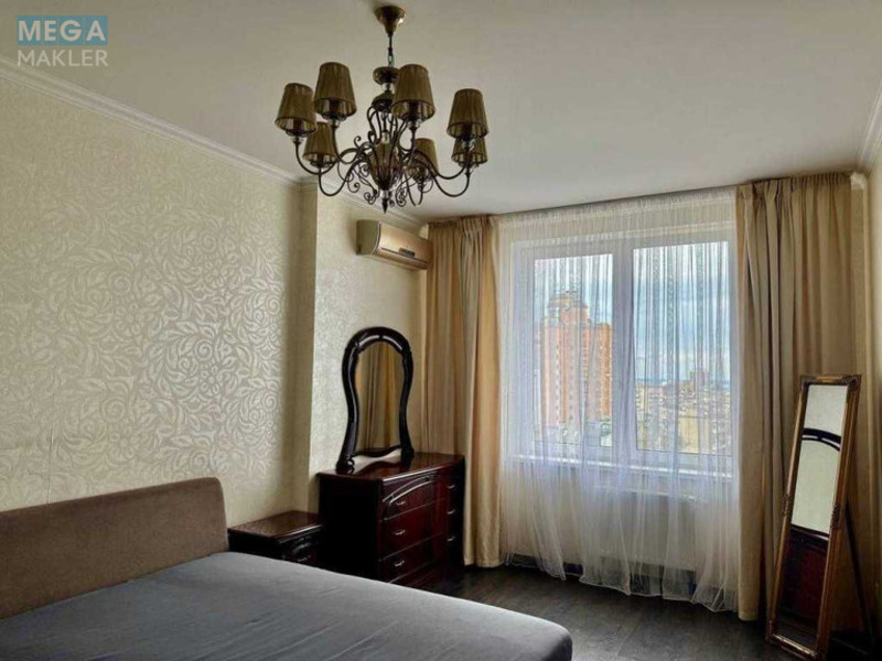 Оренда 2 кімнатної квартири, <a class="location-link" href="/kiev/" title="Недвижимость Київ">Київ</a>, <a class="location-link" href="/kiev/shevchenkovskij/" title="Недвижимость Шевченківський район">Шевченківський р-н</a>, Дмитриевская ул., 80 (изображение 15)